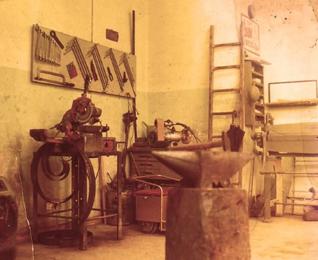 Bottega del fabbro er bufera Roma